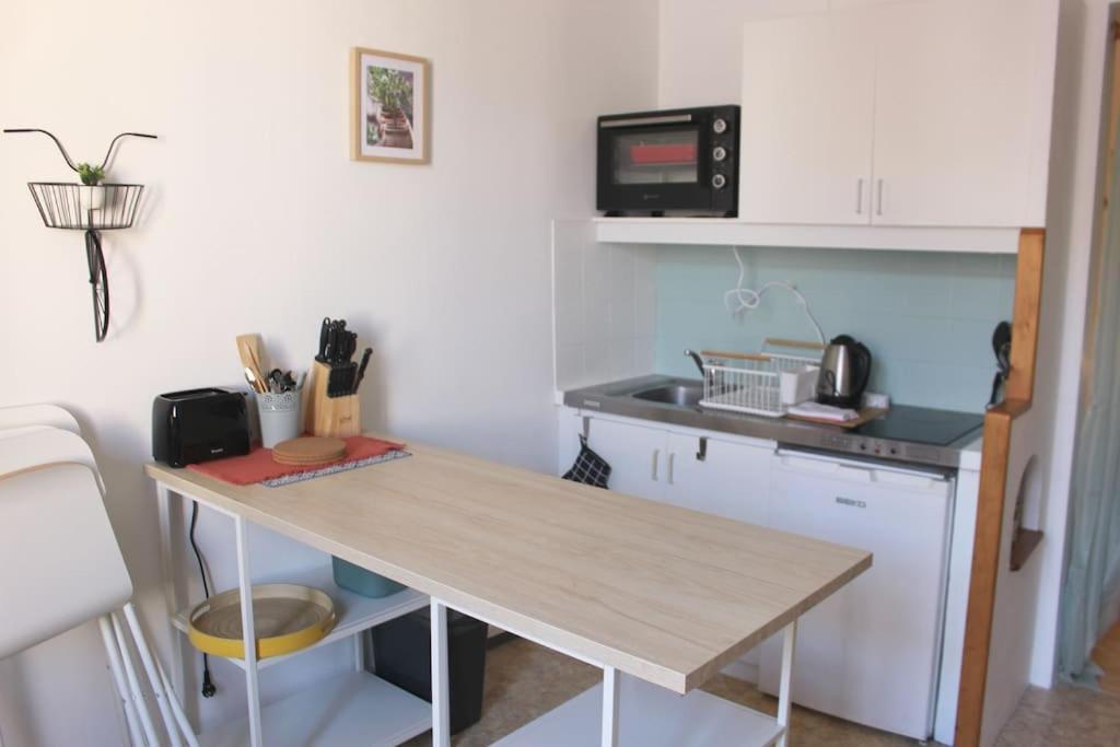 Appartement Cosy Et Calme - Centre Historique Montpellier Exteriör bild